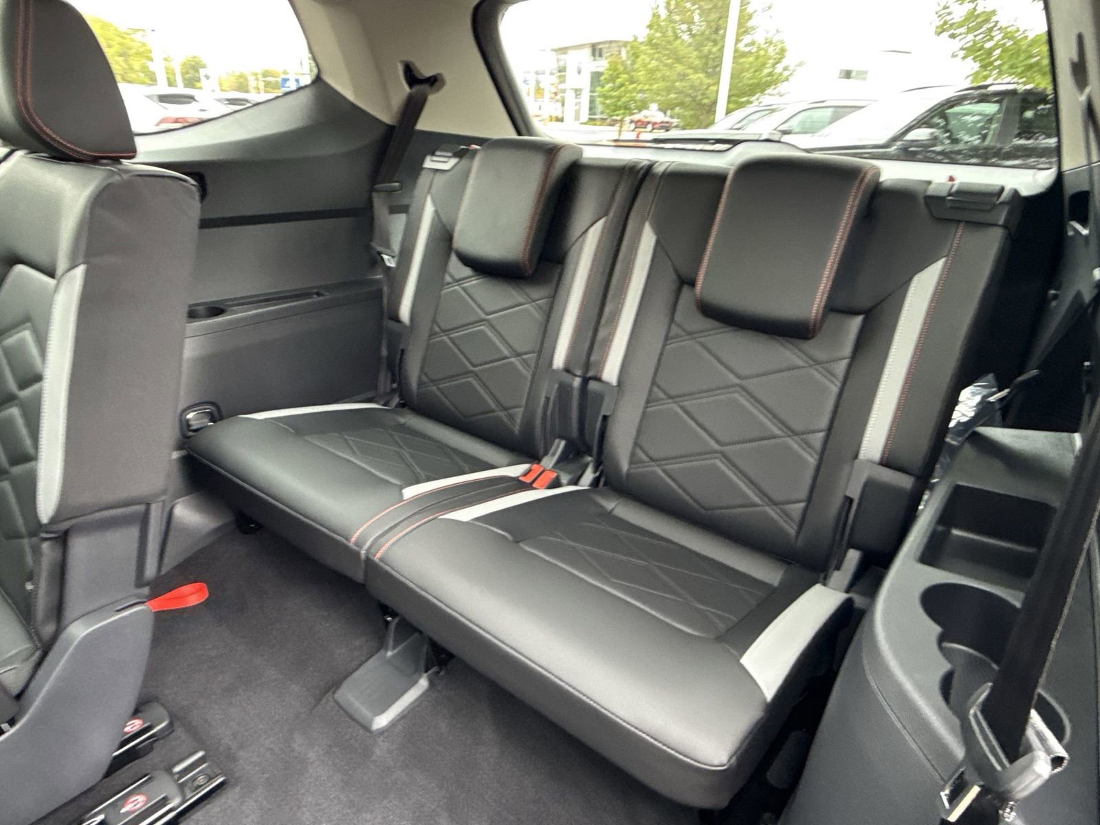 New 2026 Volkswagen Atlas Peak Edition image 24