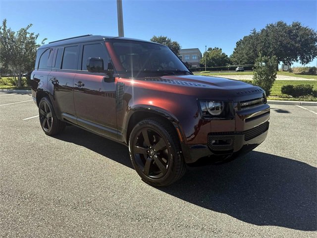 New 2025 Land Rover Defender 130 X-Dynamic SE image 9