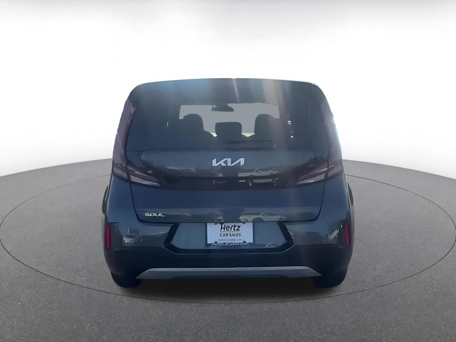 Used 2025 Kia Soul LX w/ LX Technology Package FWD image 12