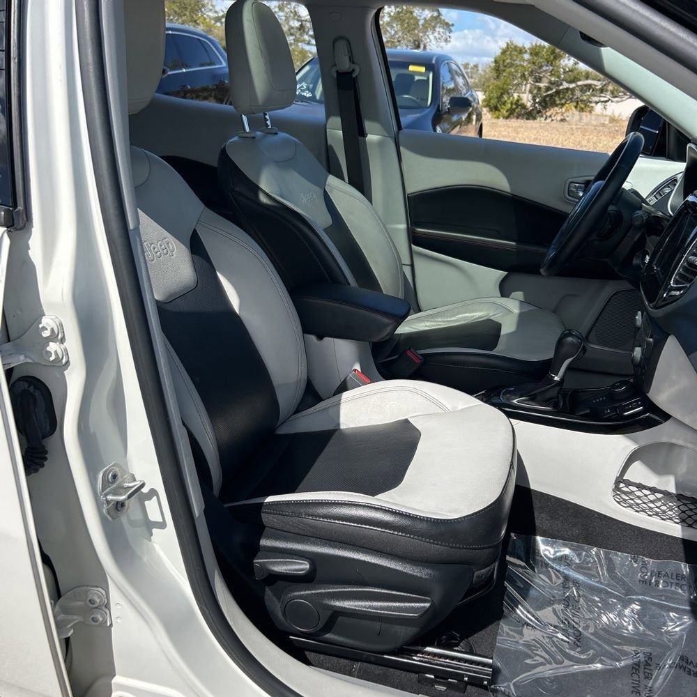 Used 2018 Jeep Compass Limited w/ Navigation Group image 6