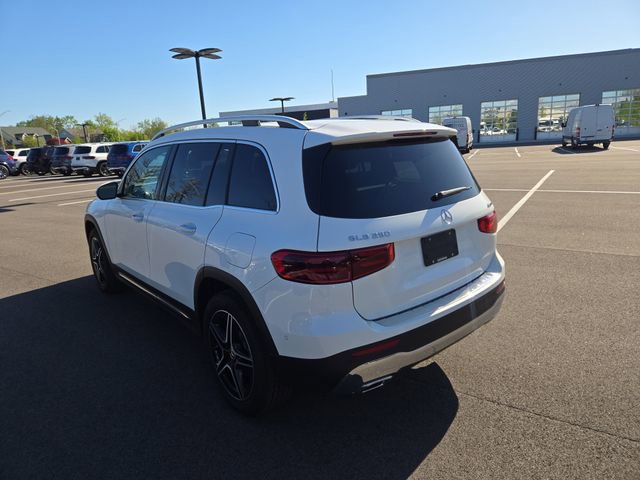 New 2026 Mercedes-Benz GLB 250 4MATIC image 5