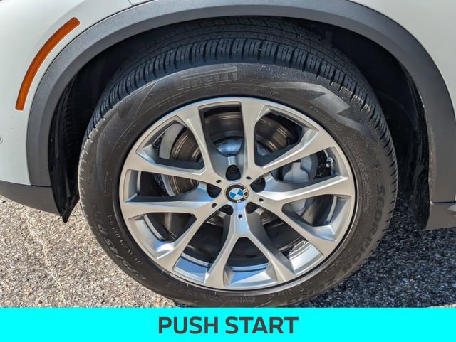 Used 2023 BMW X5 sDrive40i w/ Premium Package image 12