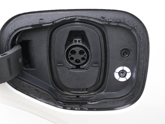 Used 2025 Ford Mustang Mach-E Premium AWD/4WD image 21