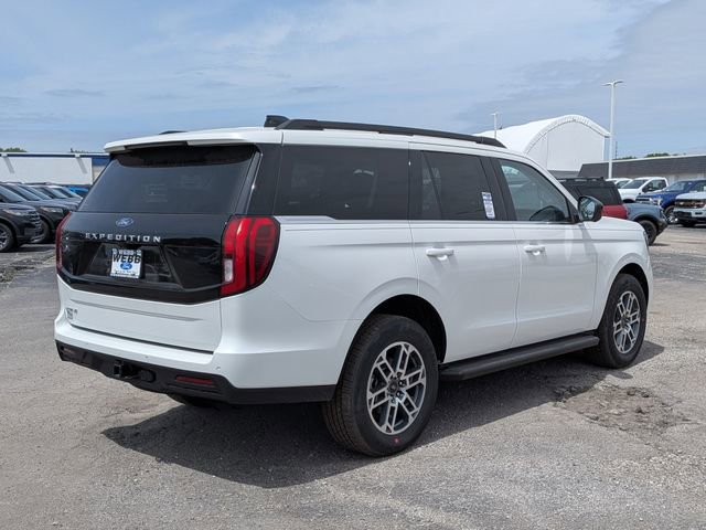 New 2026 Ford Expedition Active RWD image 6