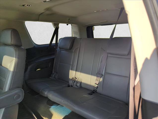 Used 2017 GMC Yukon XL Denali w/ Open Road Package RWD image 17
