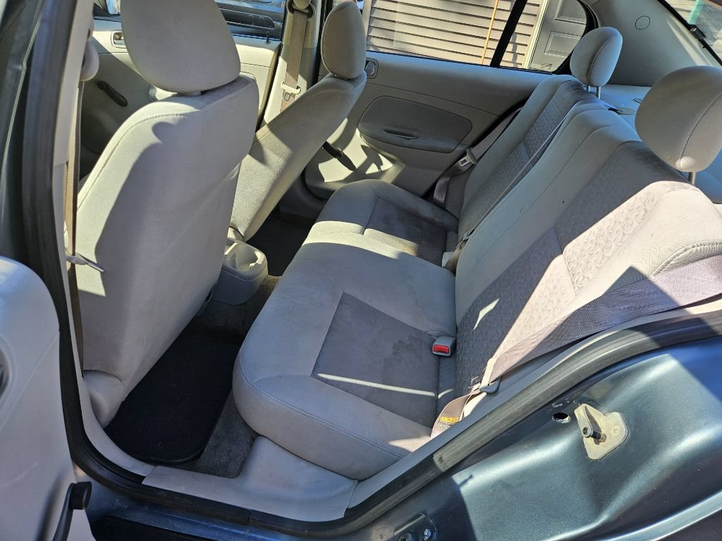 Used 2006 Chevrolet Cobalt LS FWD image 13