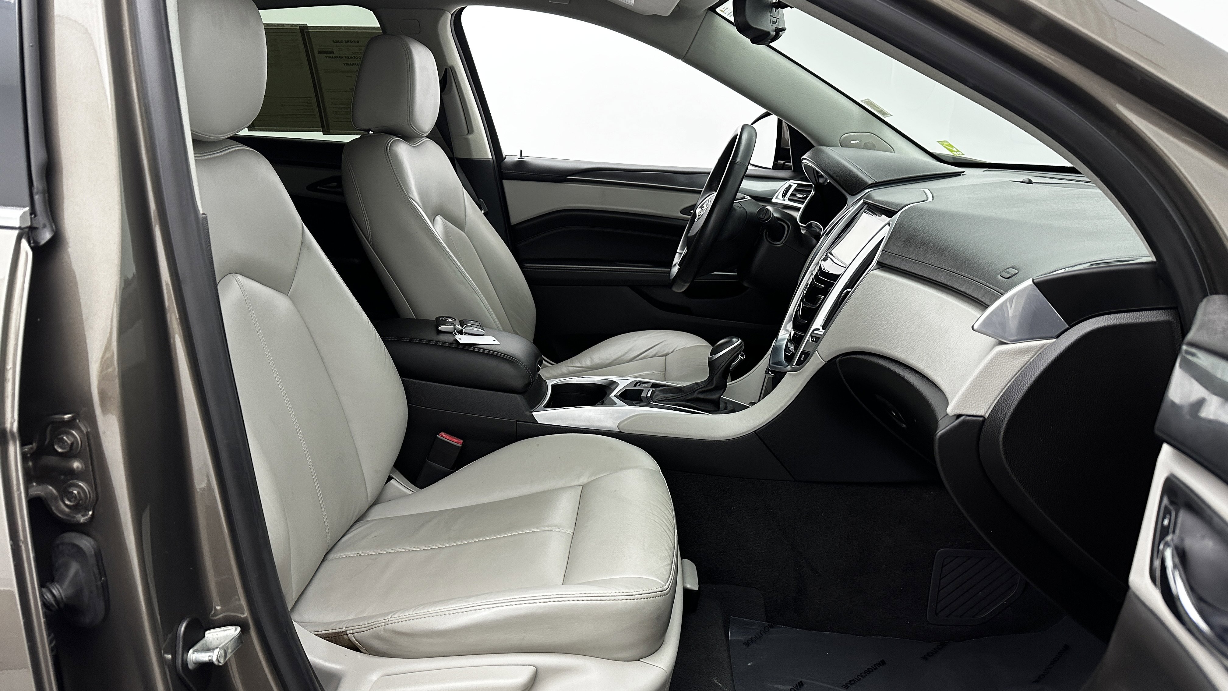 Used 2014 Cadillac SRX FWD image 34