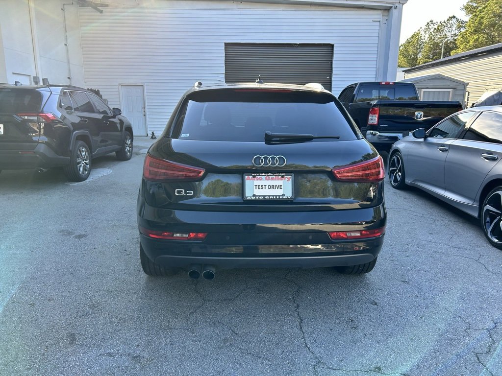 Used 2017 Audi Q3 2.0T Premium Plus image 3