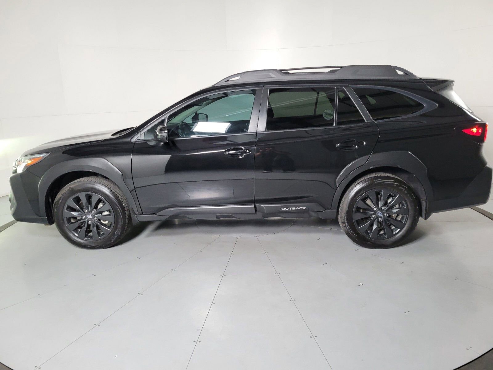 Certified 2025 Subaru Outback Onyx Edition image 7