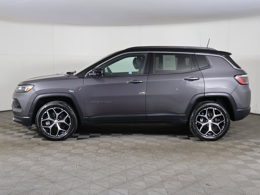 Used 2024 Jeep Compass Limited AWD/4WD image 17