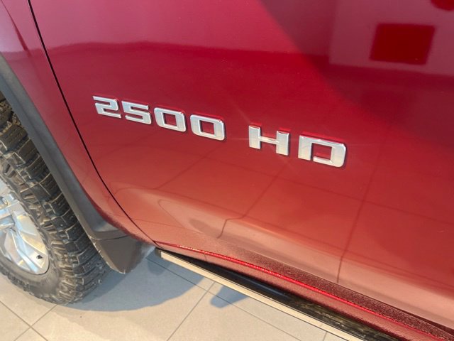 Used 2021 Chevrolet Silverado 2500 High Country AWD/4WD image 30
