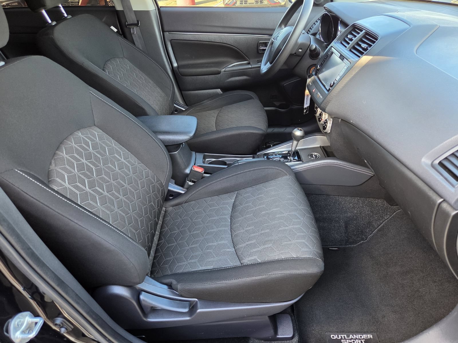 Used 2023 Mitsubishi Outlander Sport SE AWD/4WD image 11