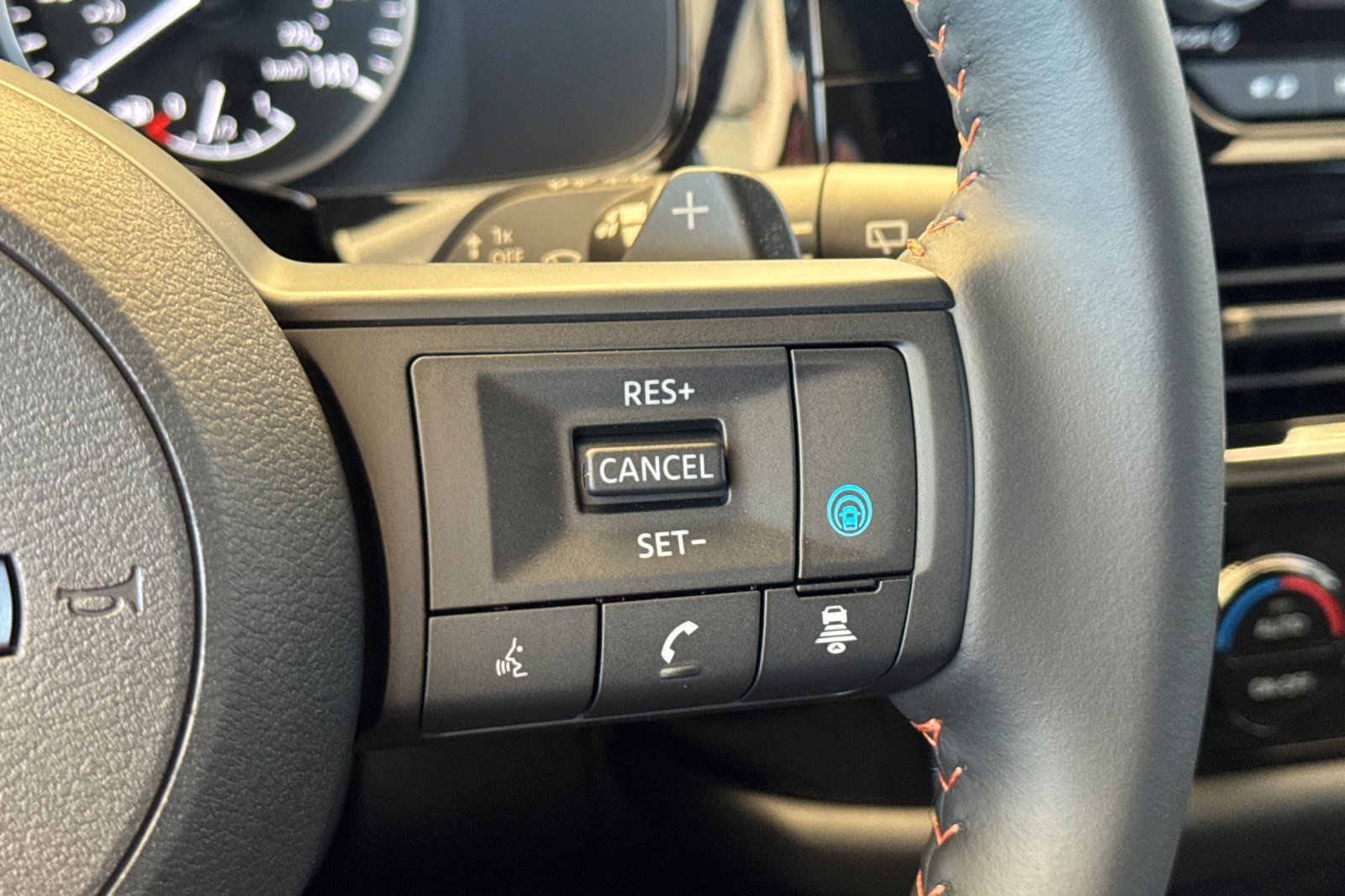 New 2025 Nissan Pathfinder Rock Creek image 30