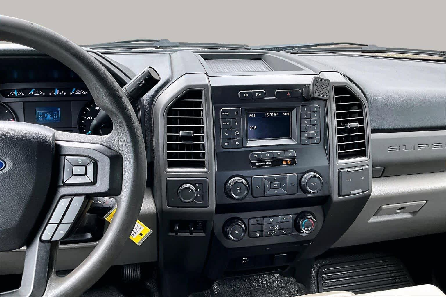 Used 2020 Ford F350 XL w/ Power Equipment Group AWD/4WD image 7