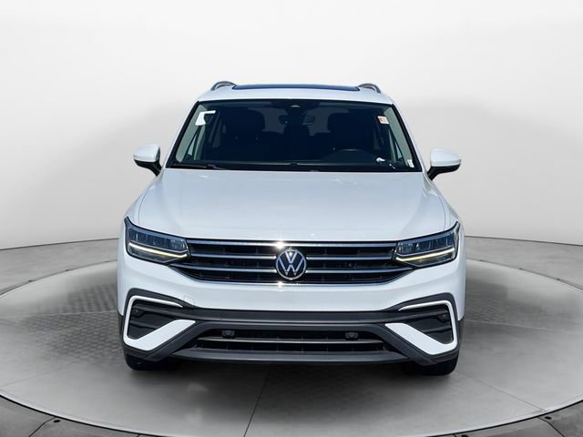 Used 2022 Volkswagen Tiguan SE image 8