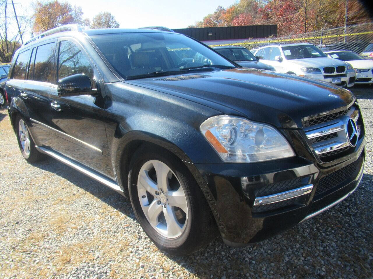 Used 2011 Mercedes-Benz GL 450 4MATIC image 3