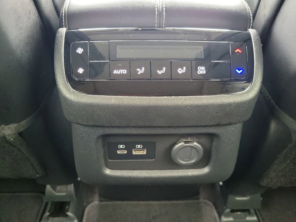 Used 2023 INFINITI QX60 Luxe w/ Cargo Package image 11
