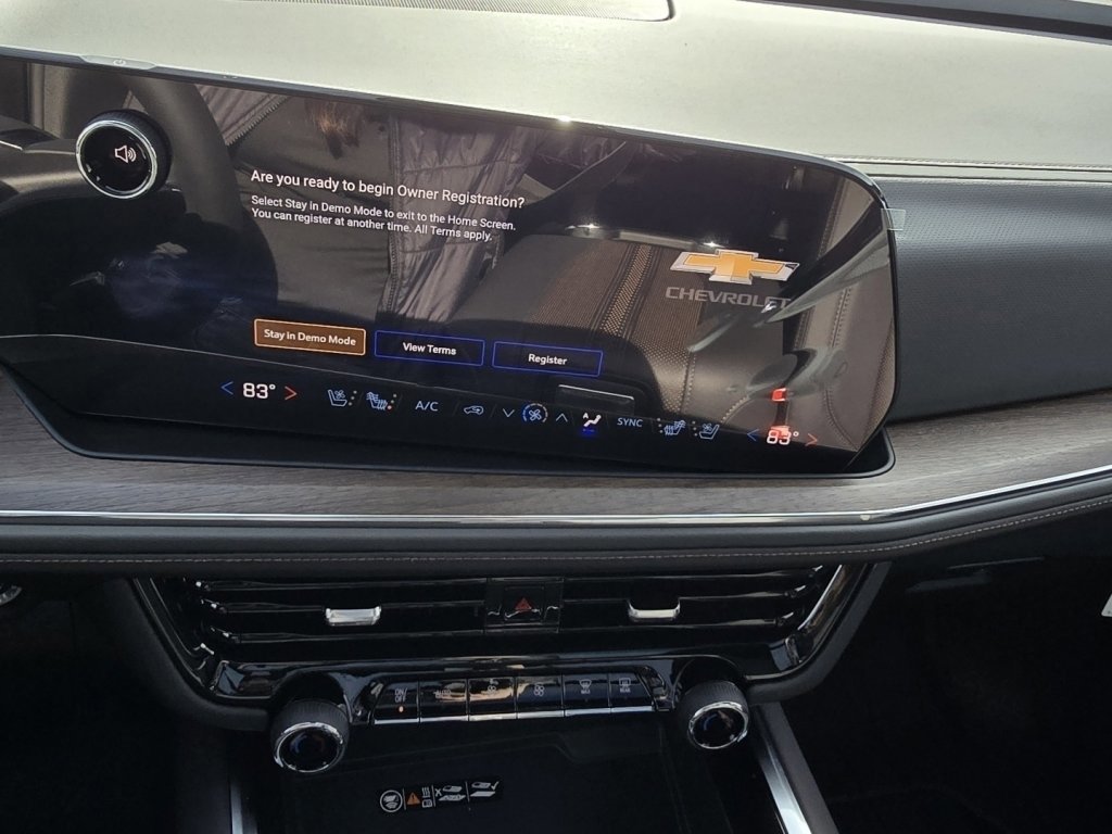 New 2026 Chevrolet Suburban High Country image 19