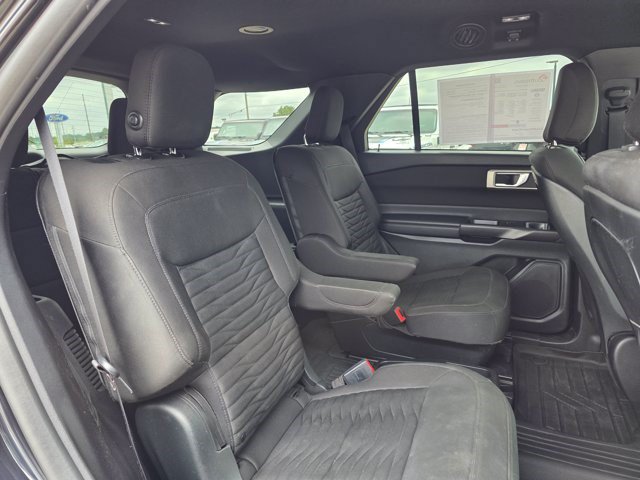 Used 2020 Ford Explorer XLT w/ Comfort Package AWD/4WD image 15