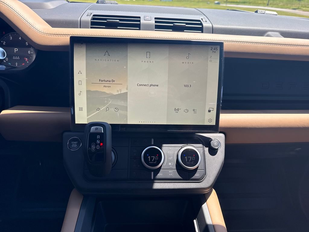 New 2026 Land Rover Defender 110 X-Dynamic SE AWD/4WD image 22