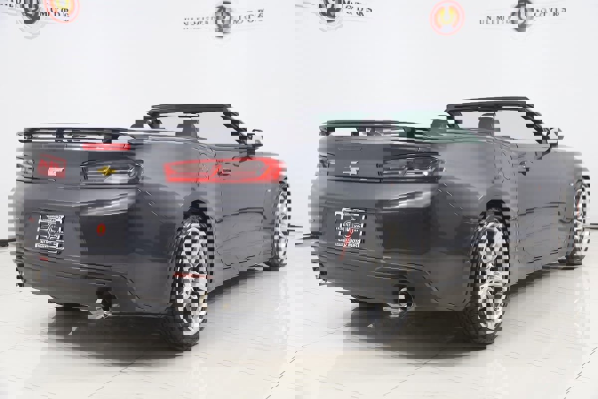 Used 2017 Chevrolet Camaro SS image 56