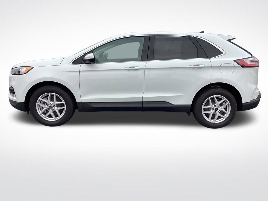 Used 2024 Ford Edge SEL image 6