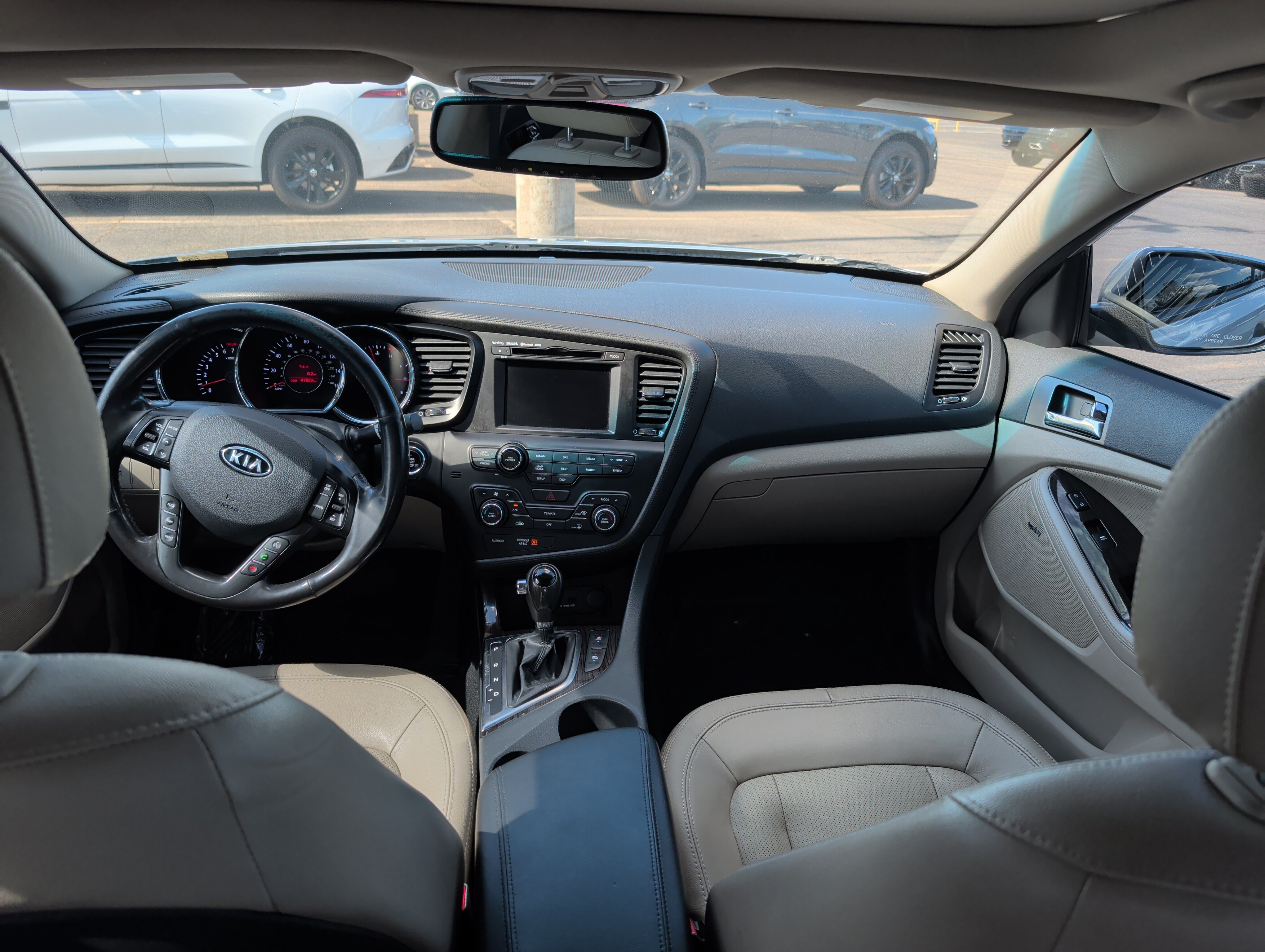 Used 2011 Kia Optima EX FWD image 17