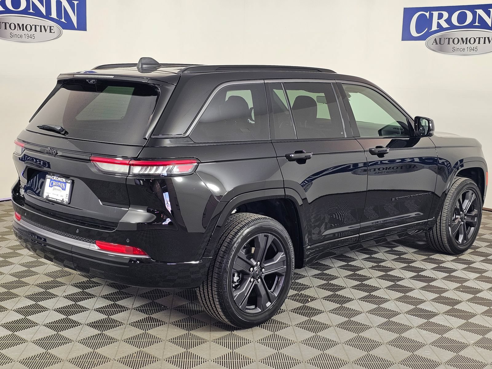 New 2027 Jeep Grand Cherokee Limited AWD/4WD image 36