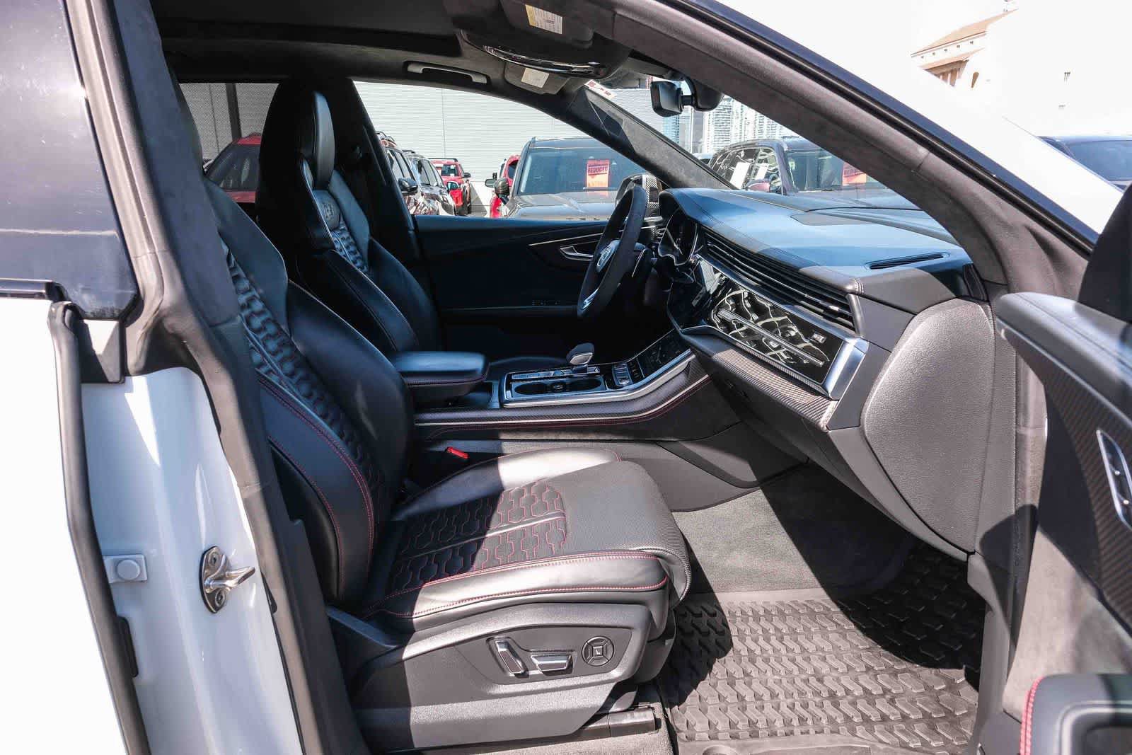 Used 2022 Audi RS Q8 w/ Carbon Optic Package AWD/4WD image 18