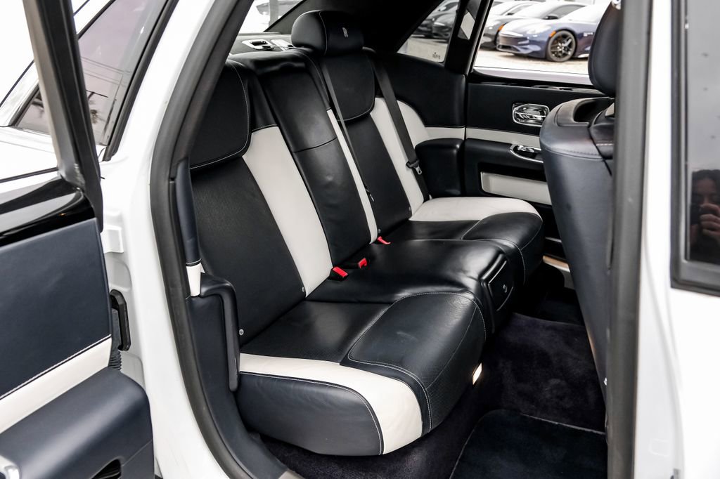 Used 2019 Rolls-Royce Ghost image 49
