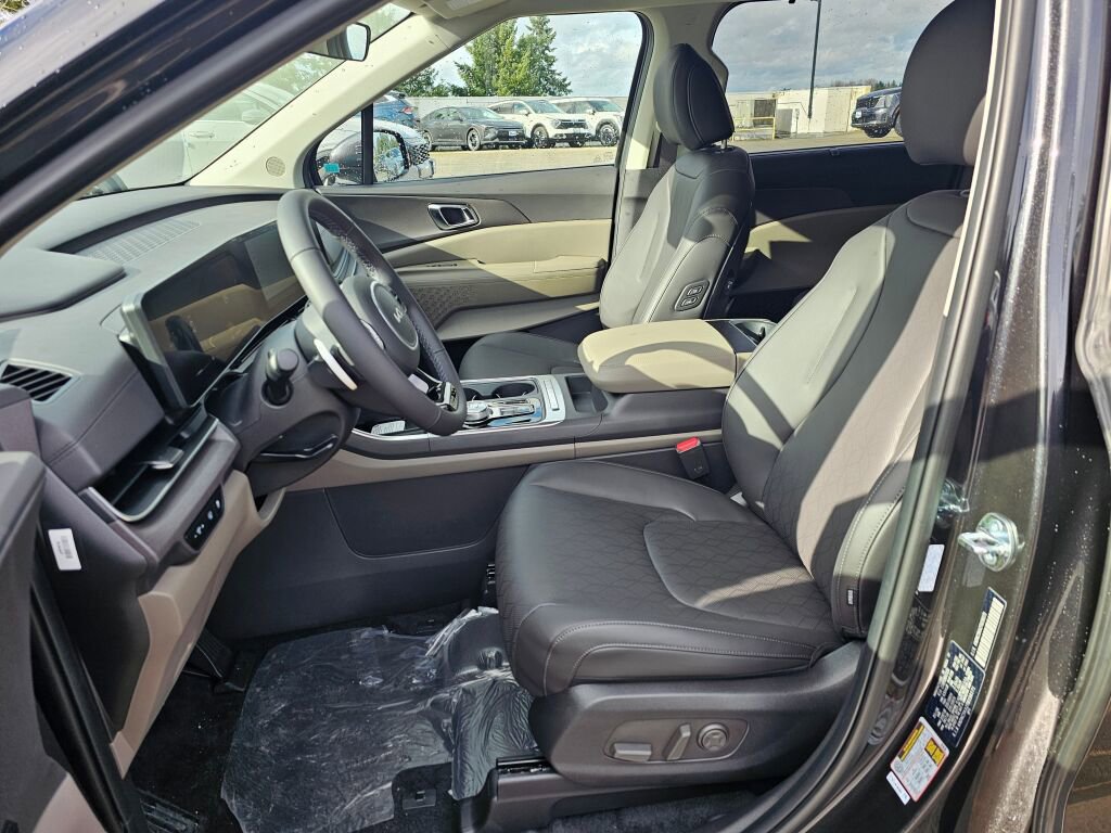 New 2026 Kia Carnival EX image 20