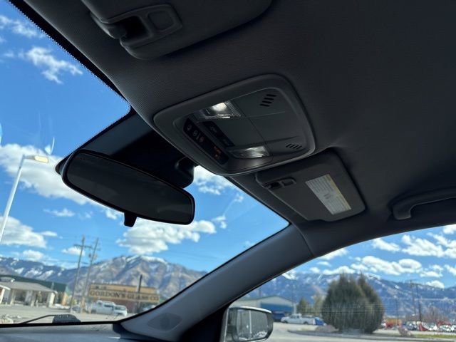 Used 2024 Chevrolet Malibu LT image 19