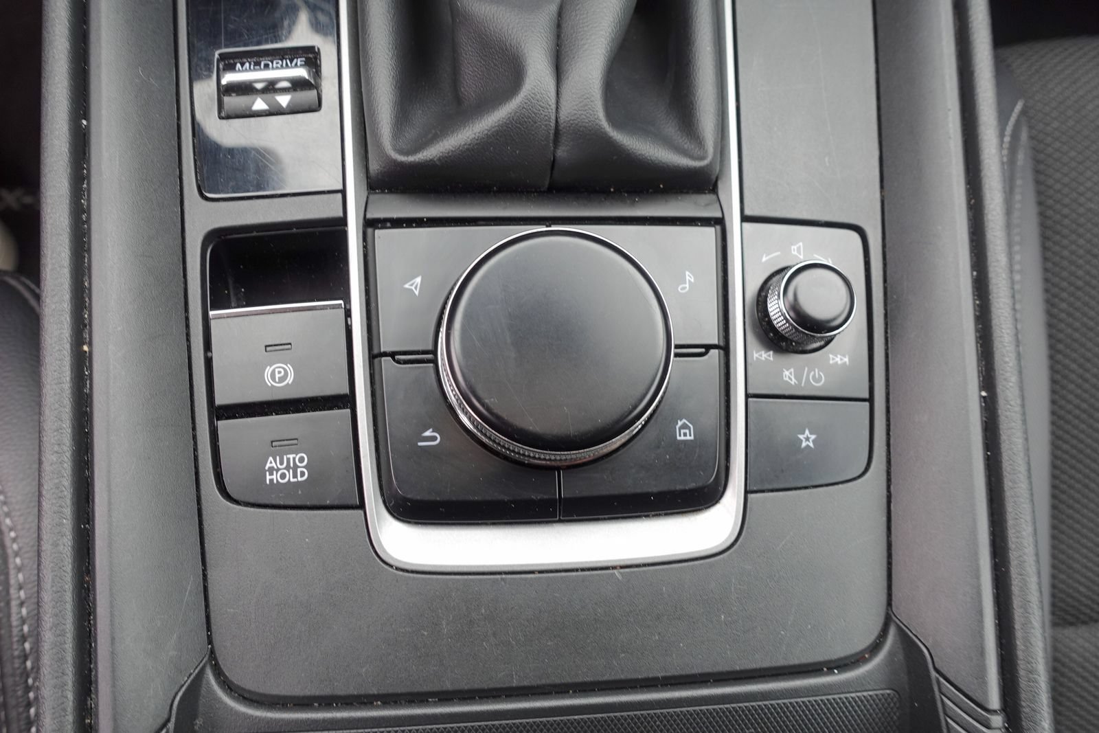 Used 2025 MAZDA CX-50 AWD 2.5 S w/ Premium Package image 22