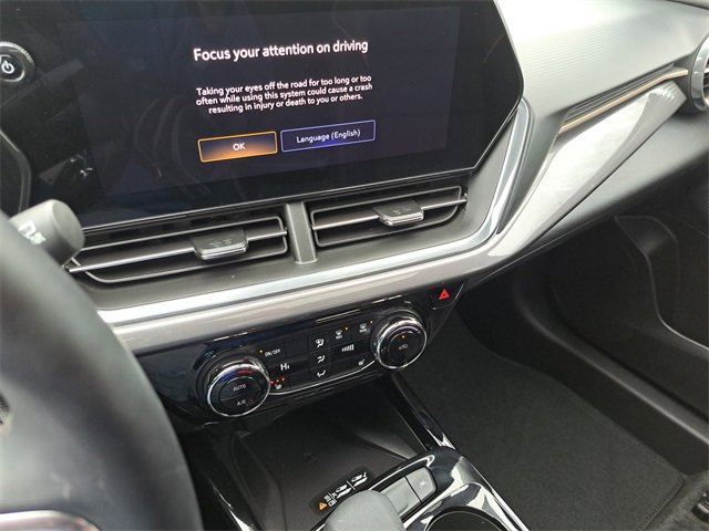 Used 2024 Chevrolet Trax ACTIV w/ Sunroof Package image 18