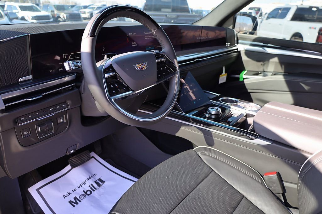 Used 2026 Cadillac Escalade ESV Sport w/ Touring Package image 12