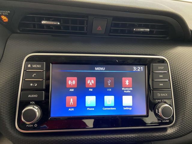 New 2025 Nissan Kicks Play S image 14