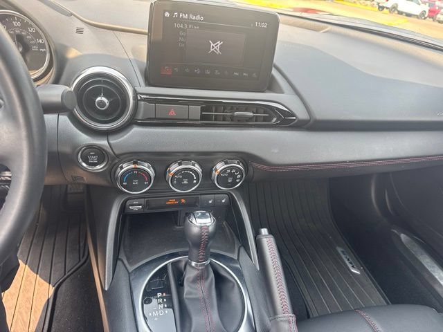 Used 2019 MAZDA MX-5 Miata RF Grand Touring RWD image 8