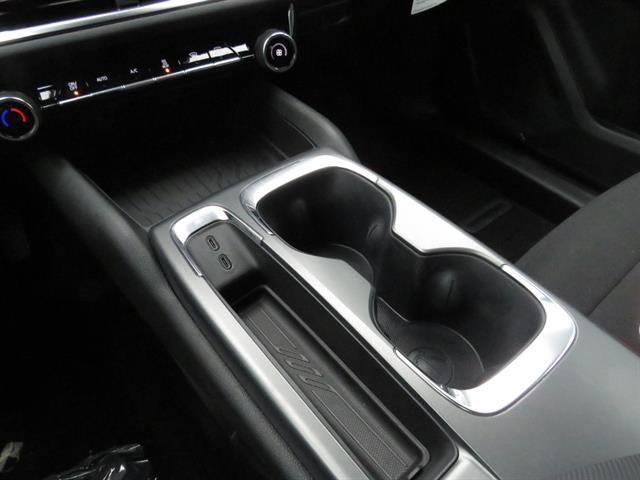 New 2026 Chevrolet Equinox EV LT image 18