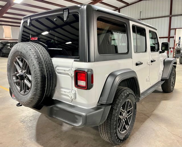 Used 2024 Jeep Wrangler Sport S image 3