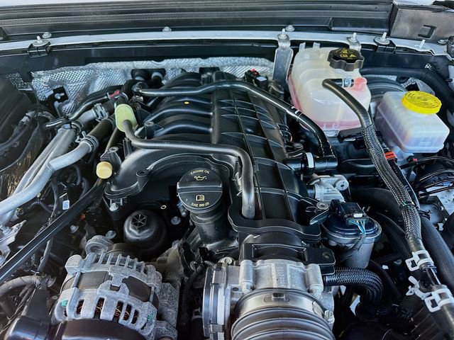 Used 2024 Jeep Wrangler Sport S image 28