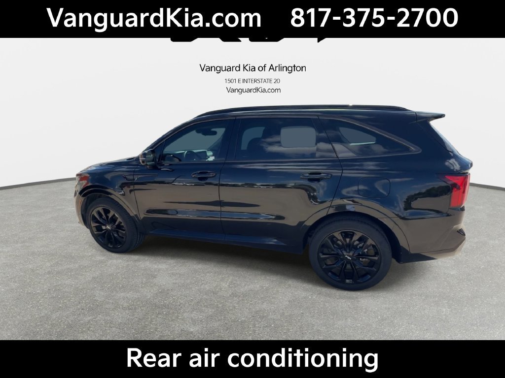 Certified 2023 Kia Sorento SX FWD image 7