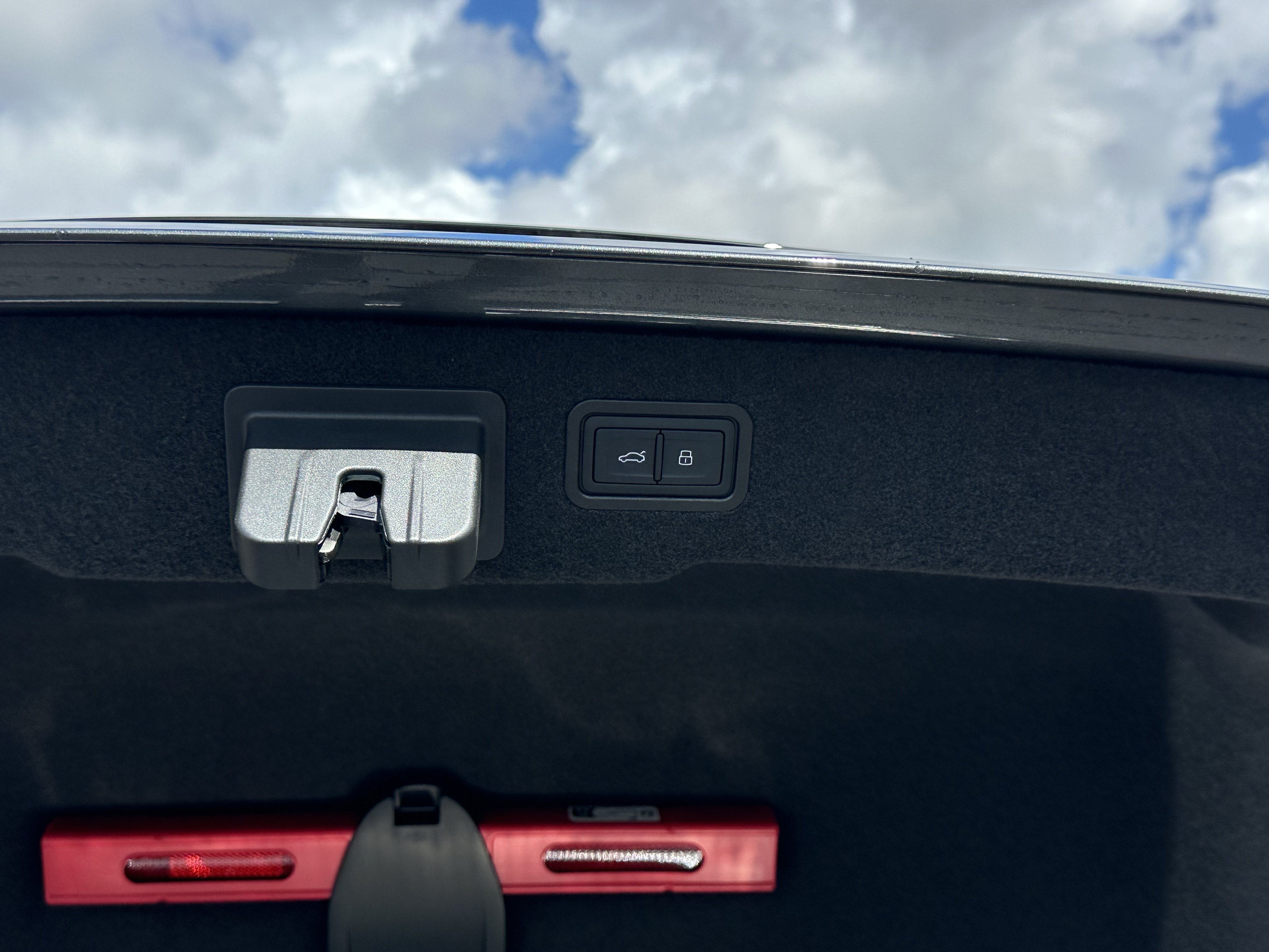 New 2027 Audi S8 AWD/4WD image 12