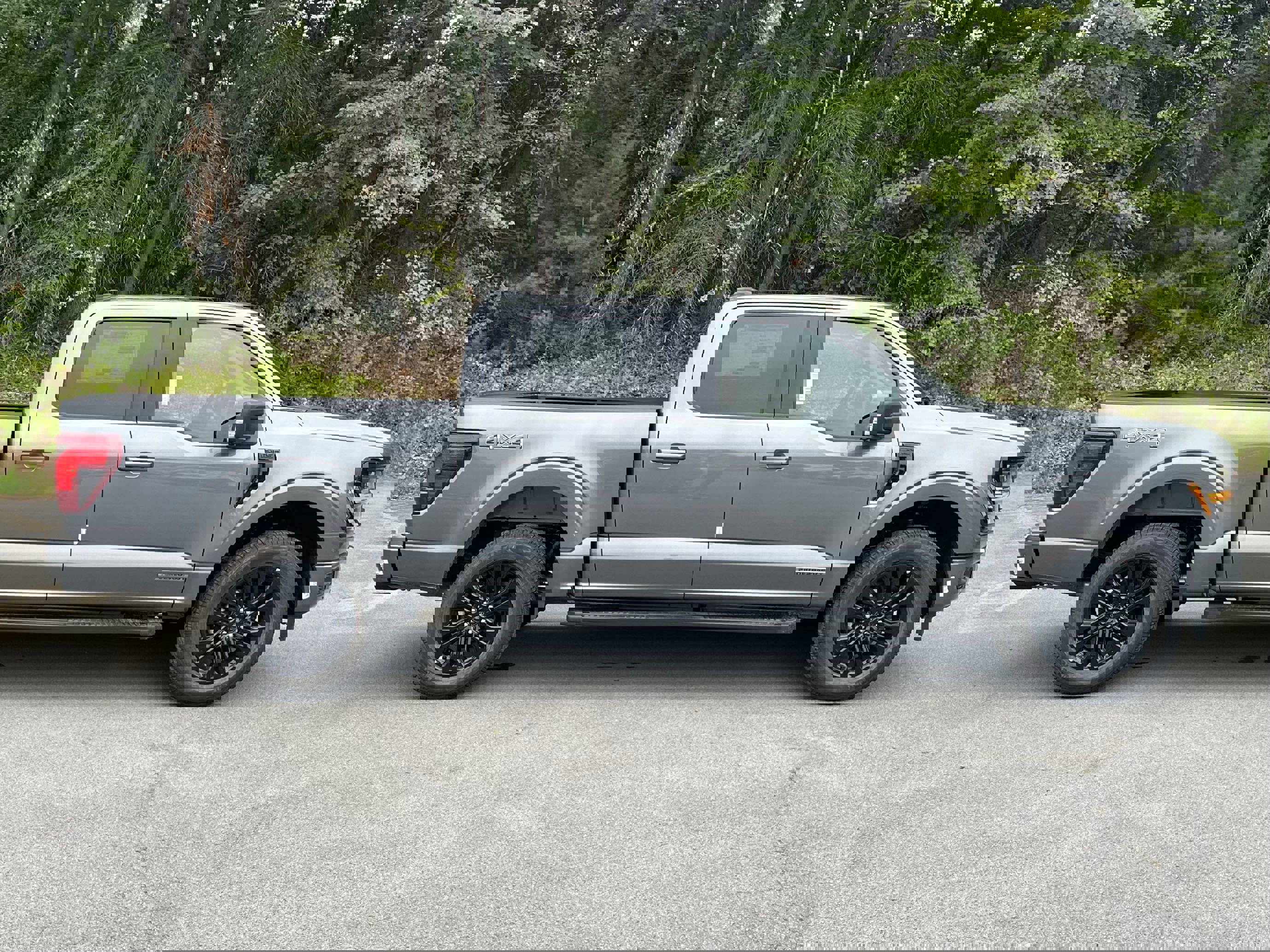 New 2025 Ford F150 XLT w/ Equipment Group 302A MID image 11