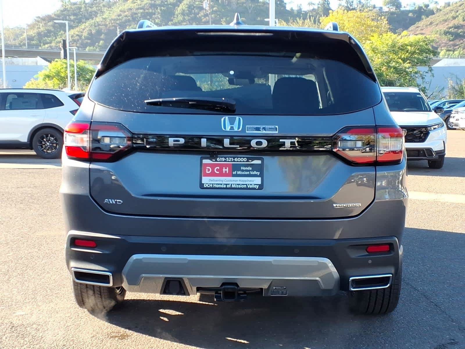 New 2026 Honda Pilot Touring image 5