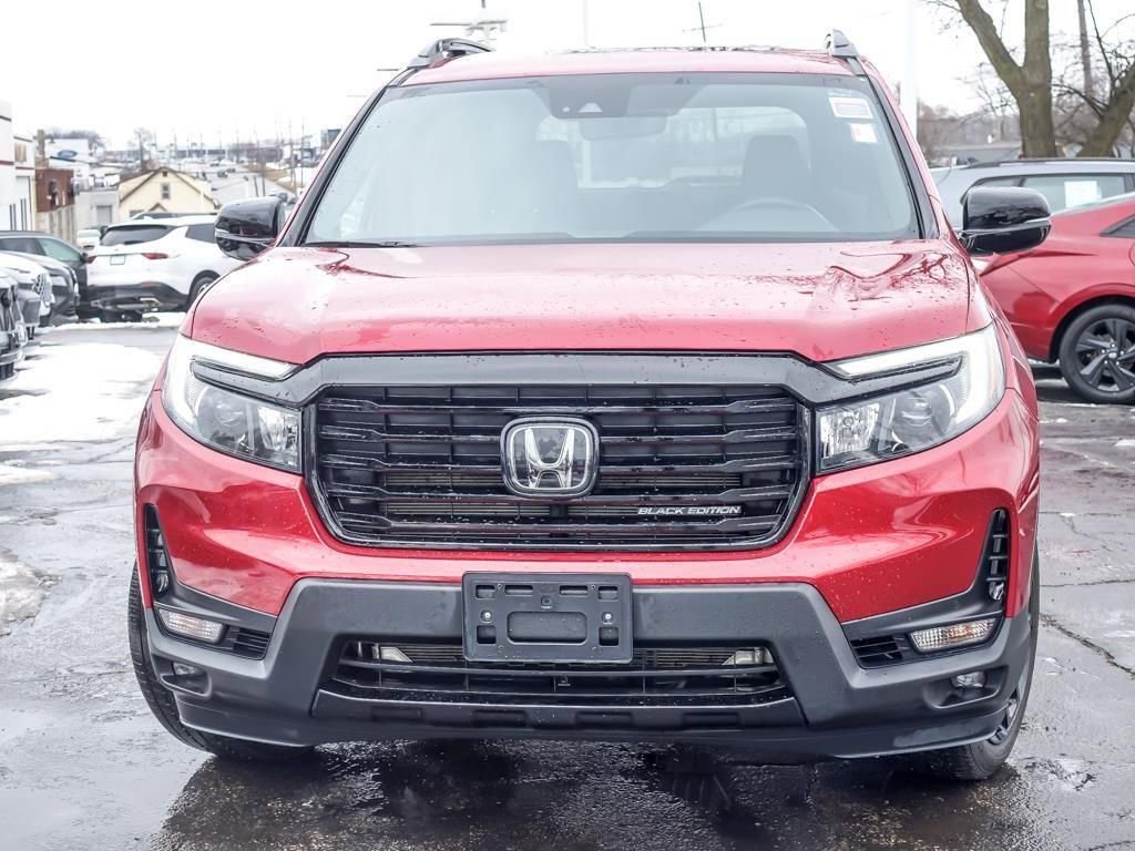 Used 2024 Honda Passport Black Edition image 4