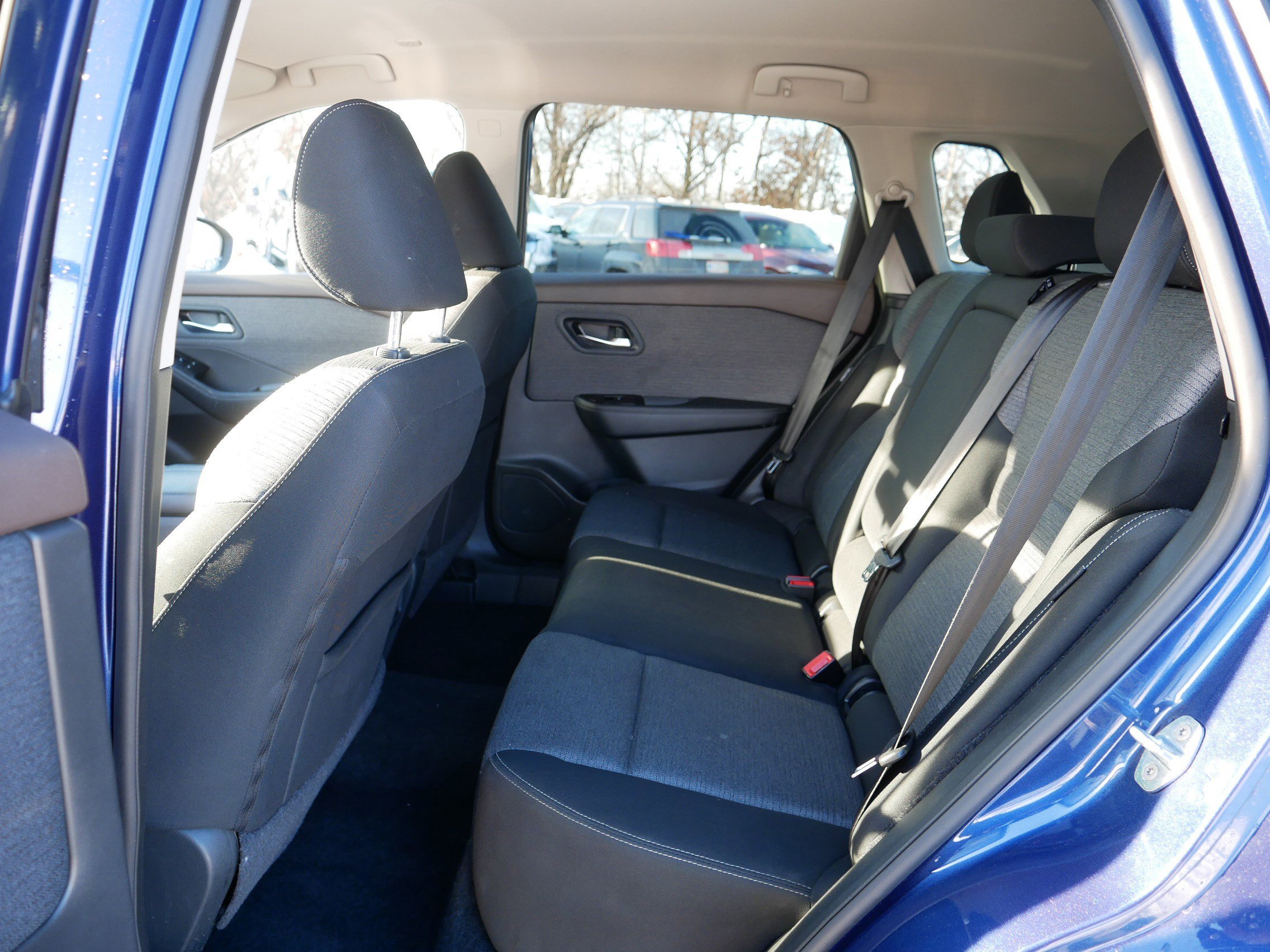 Certified 2022 Nissan Rogue SV image 35