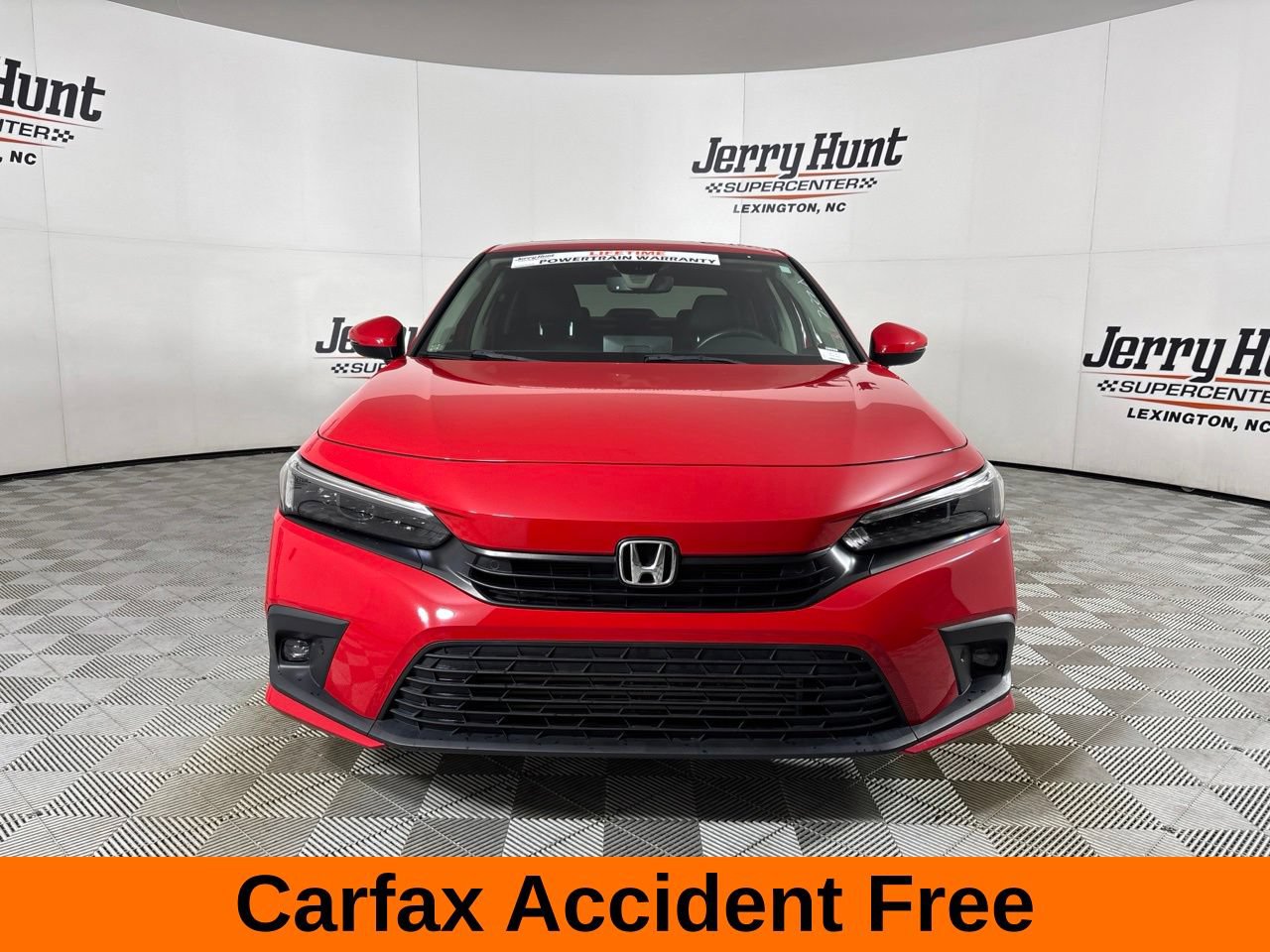 Used 2024 Honda Civic Touring image 3