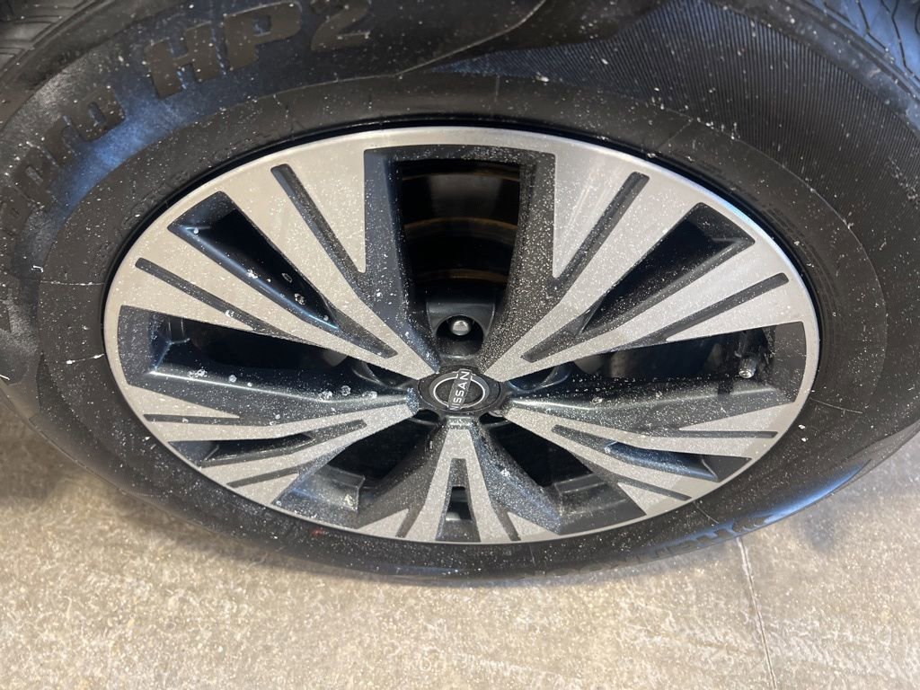 Certified 2023 Nissan Rogue SV w/ SV Premium B Package image 43