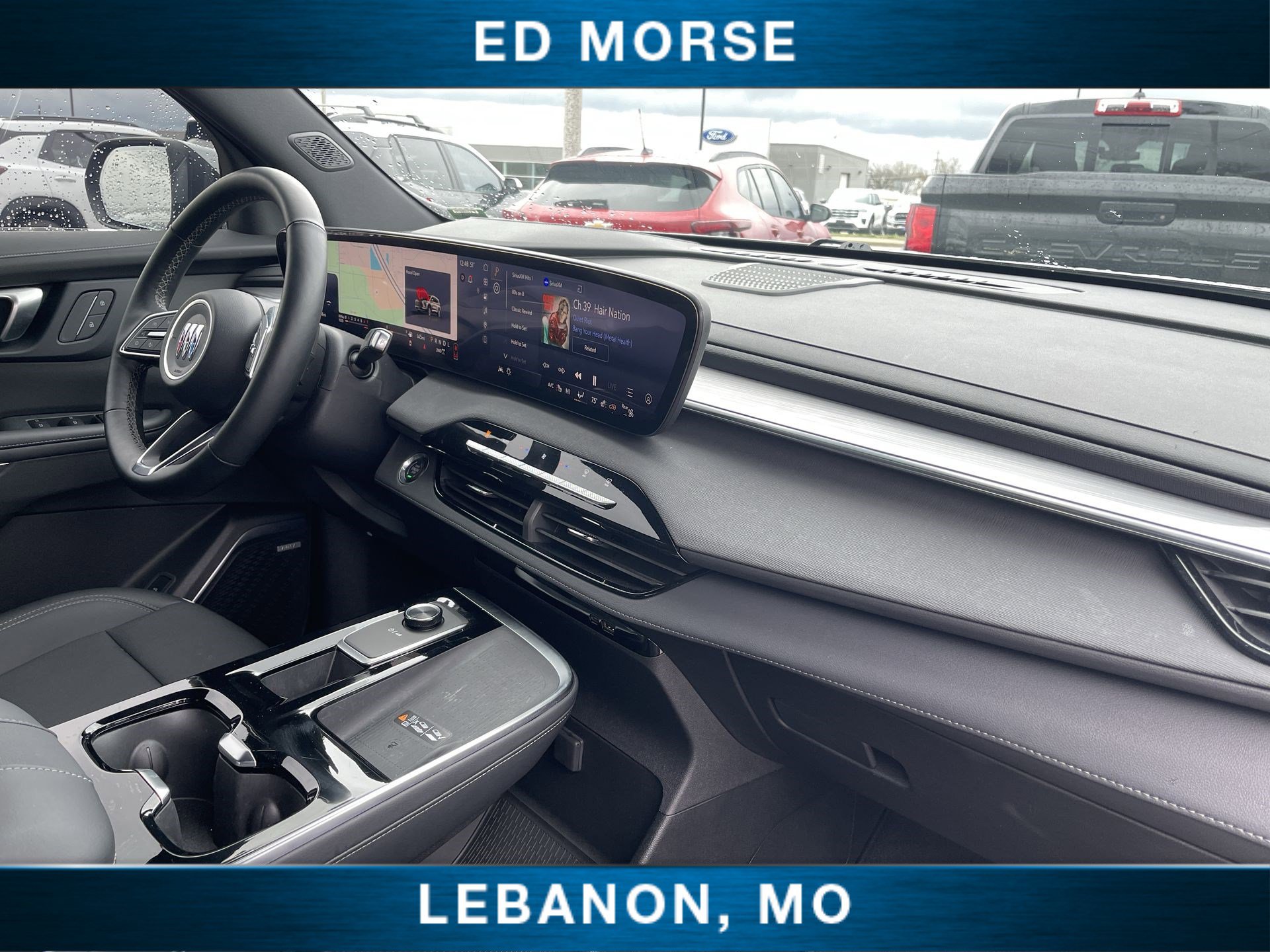 Used 2025 Buick Enclave Preferred image 27