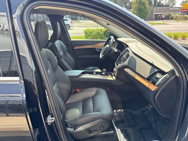 Certified 2024 Volvo XC90 B6 Plus AWD/4WD image 15